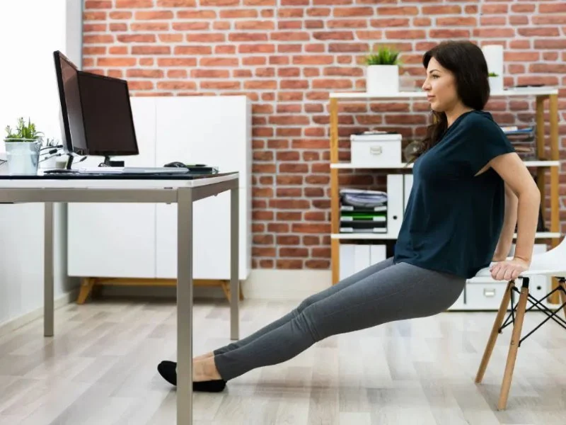 Mobility Routines for Desk Workers: Beat Tight Hips and Stiff Shoulders This Season