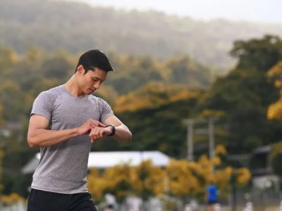 The Complete Guide to Resting Heart Rate: What It Tells You About Your Training | Hot Fitness