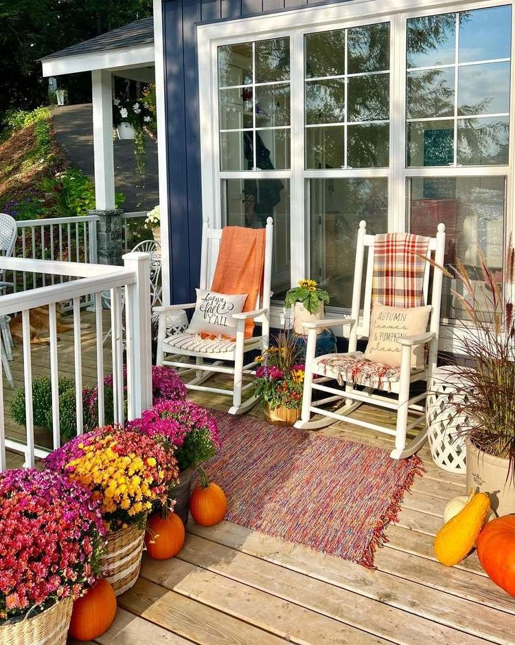 Best Fall Outdoor Circuit Ideas That Use Benches, Stairs and Natural Terrain