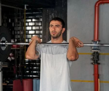 How to Build Bigger Shoulders with Proper Technique