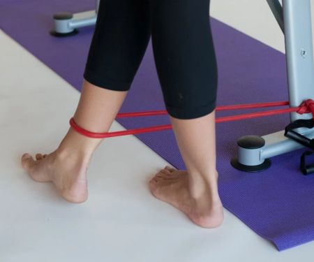 How to Strengthen Weak Ankles with Simple Exercises